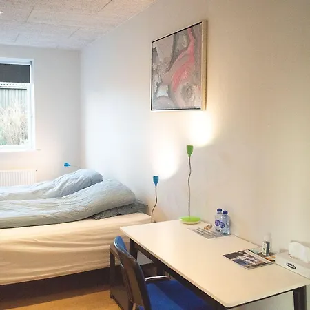 Gording Bed And Breakfast B&B 3*
